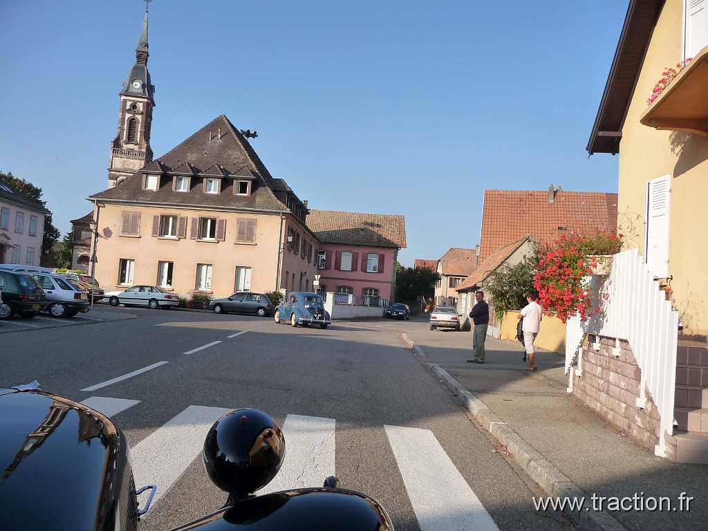 2011_rustenhart (19).jpg - 02/10/2011 - 68740 RUSTENHART 31ème Randonnée Internationale des Vendanges - Traversée de Réguisheim